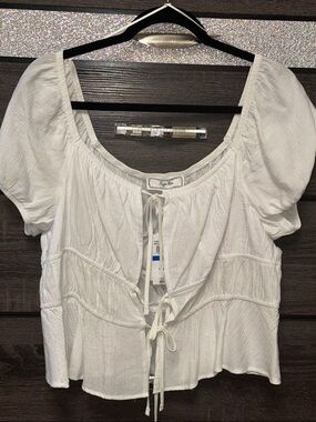 Hippie Rose White Tie-Front Peasant Blouse